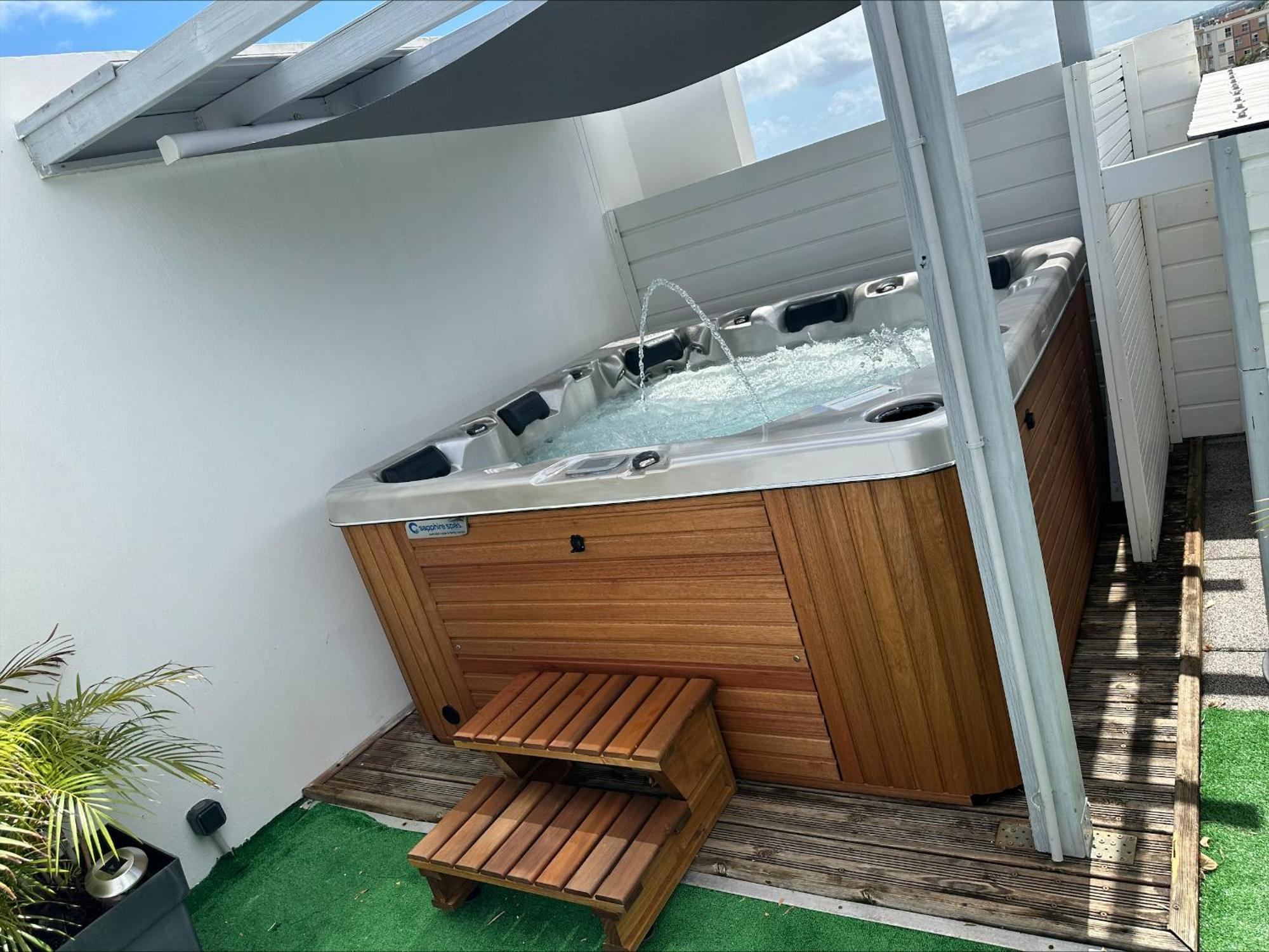 Appart'Eden : Vue Panoramique Sur Saint-Denis Appartement Sainte-Clotilde Buitenkant foto